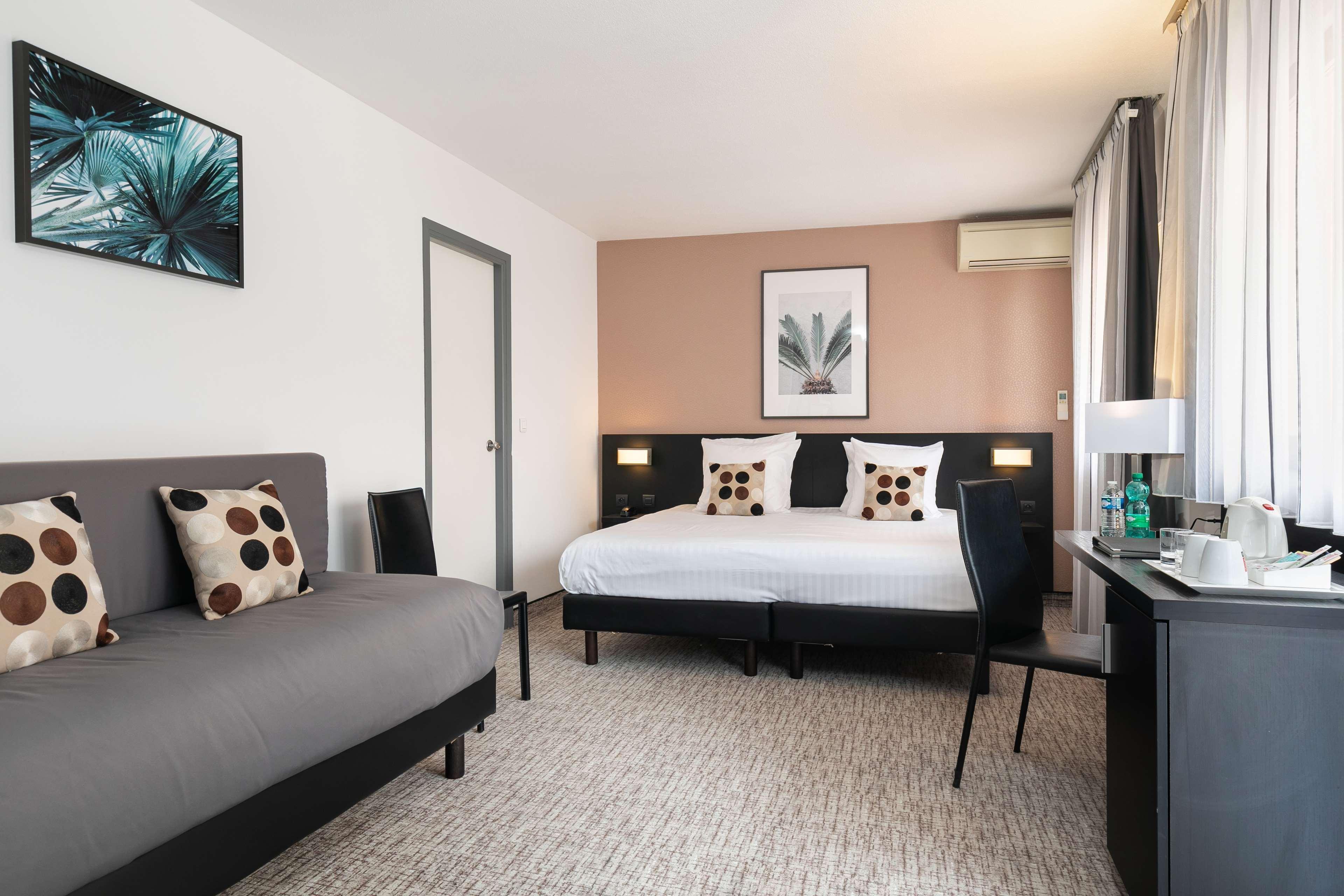 Best Western Hotel Mediterranee ม็องตง ภายนอก รูปภาพ