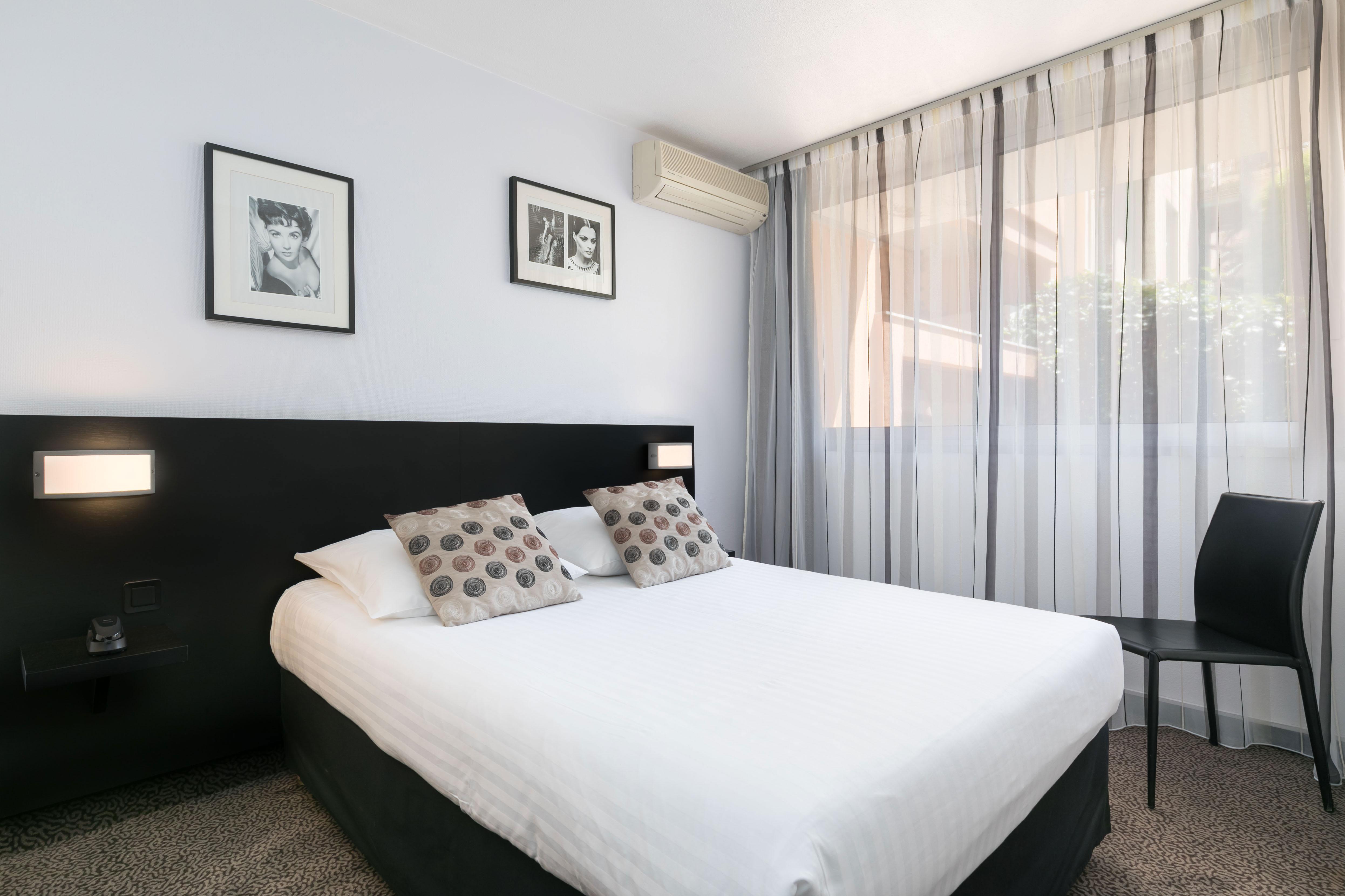 Best Western Hotel Mediterranee ม็องตง ภายนอก รูปภาพ