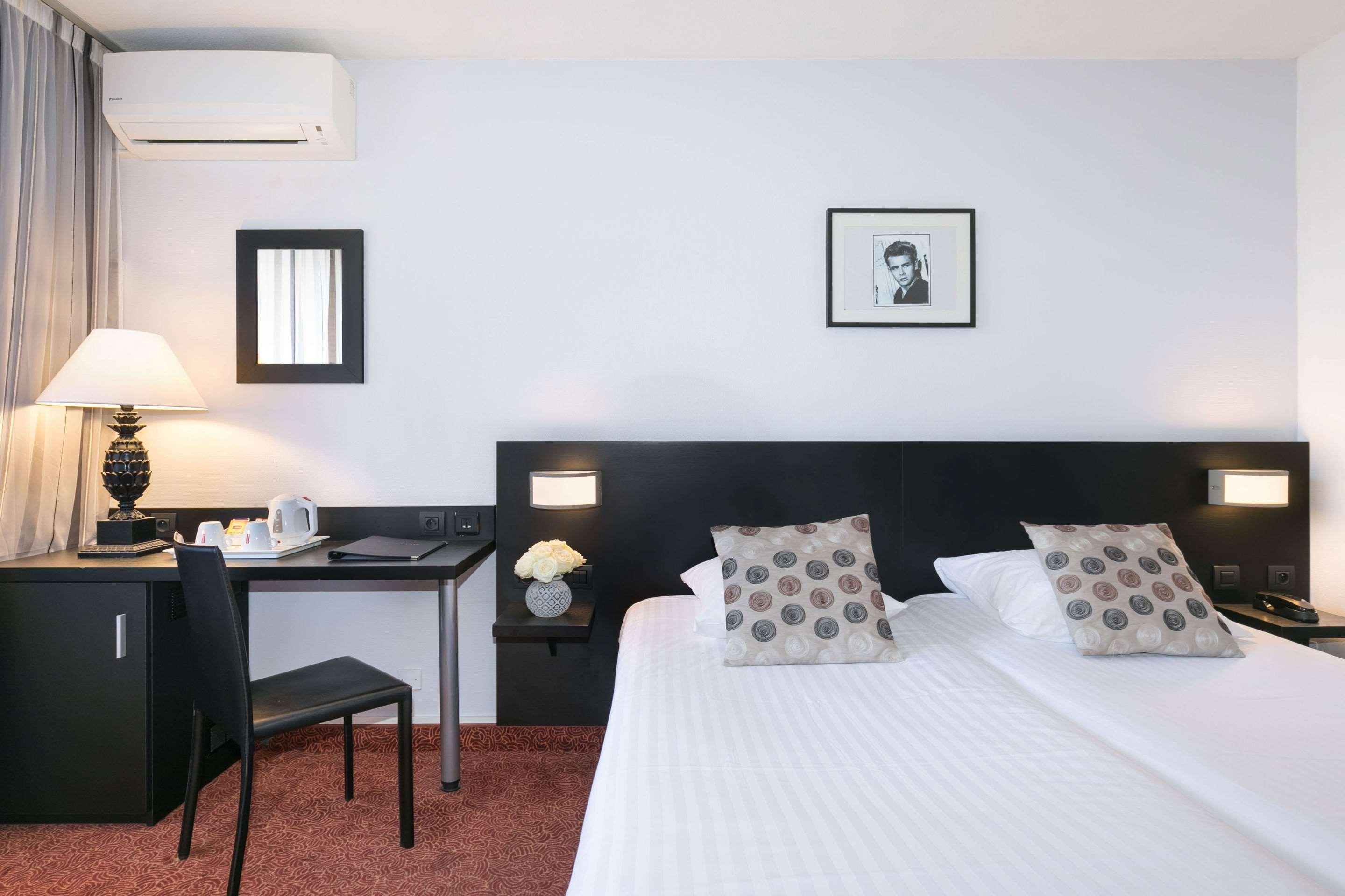 Best Western Hotel Mediterranee ม็องตง ภายนอก รูปภาพ